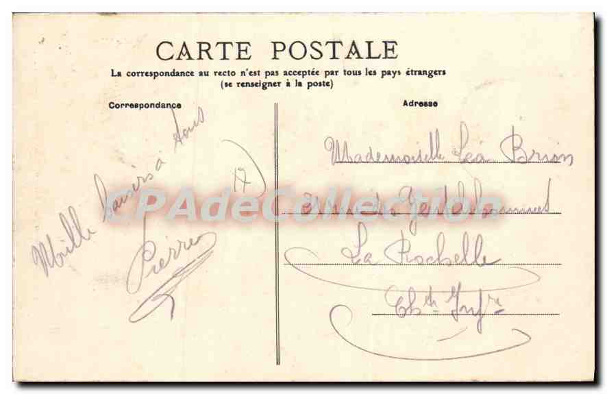 CPA Surgeres Interieur Du Chateau Allee Principale — Back