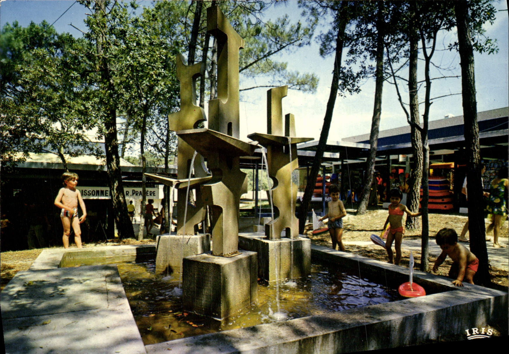 CPSM La Palmyre Le Centre Commercial