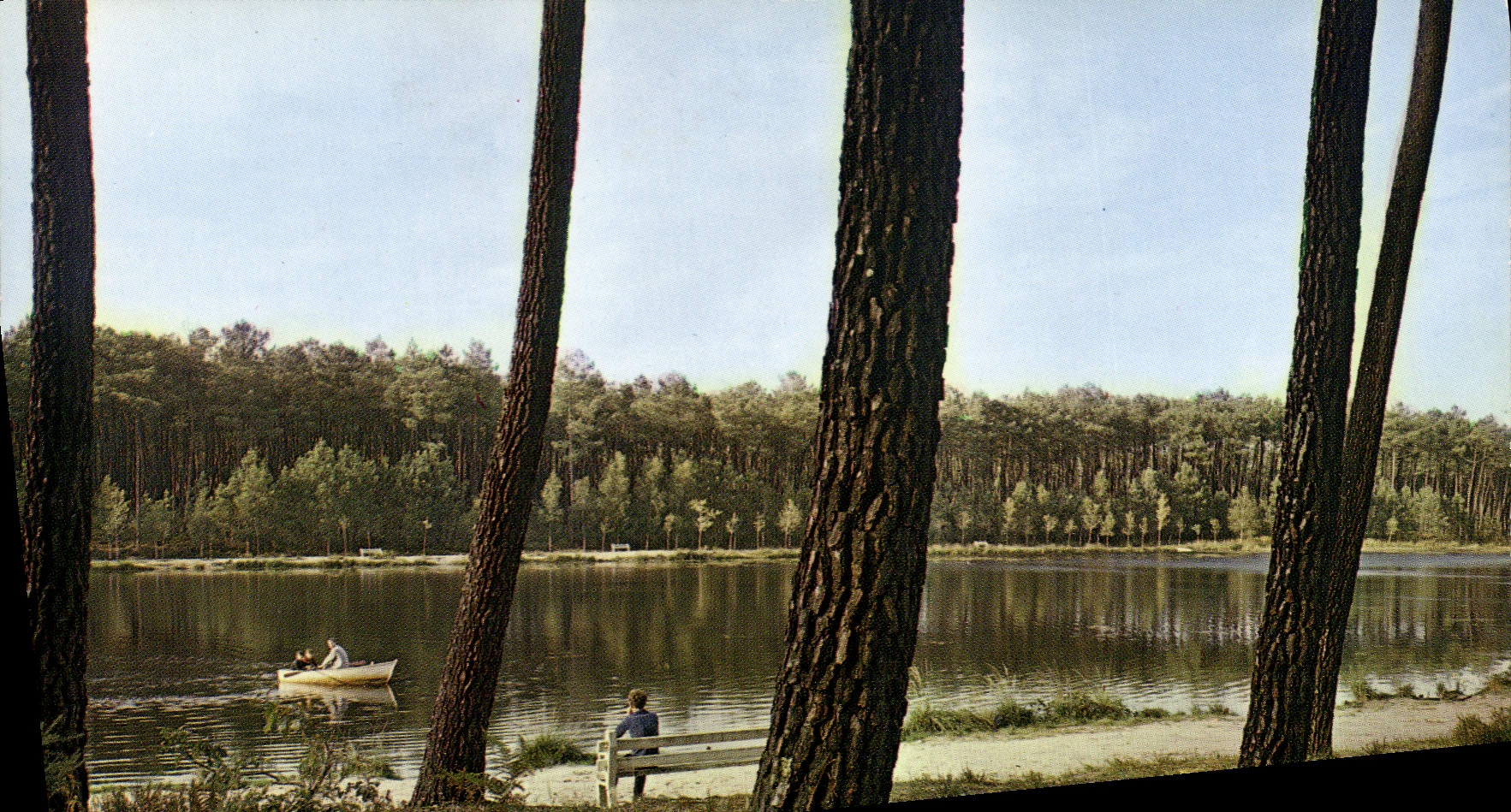 CPSM Montendre Le Lac Du Baron Desqueroux Peche Canotage Pedalos