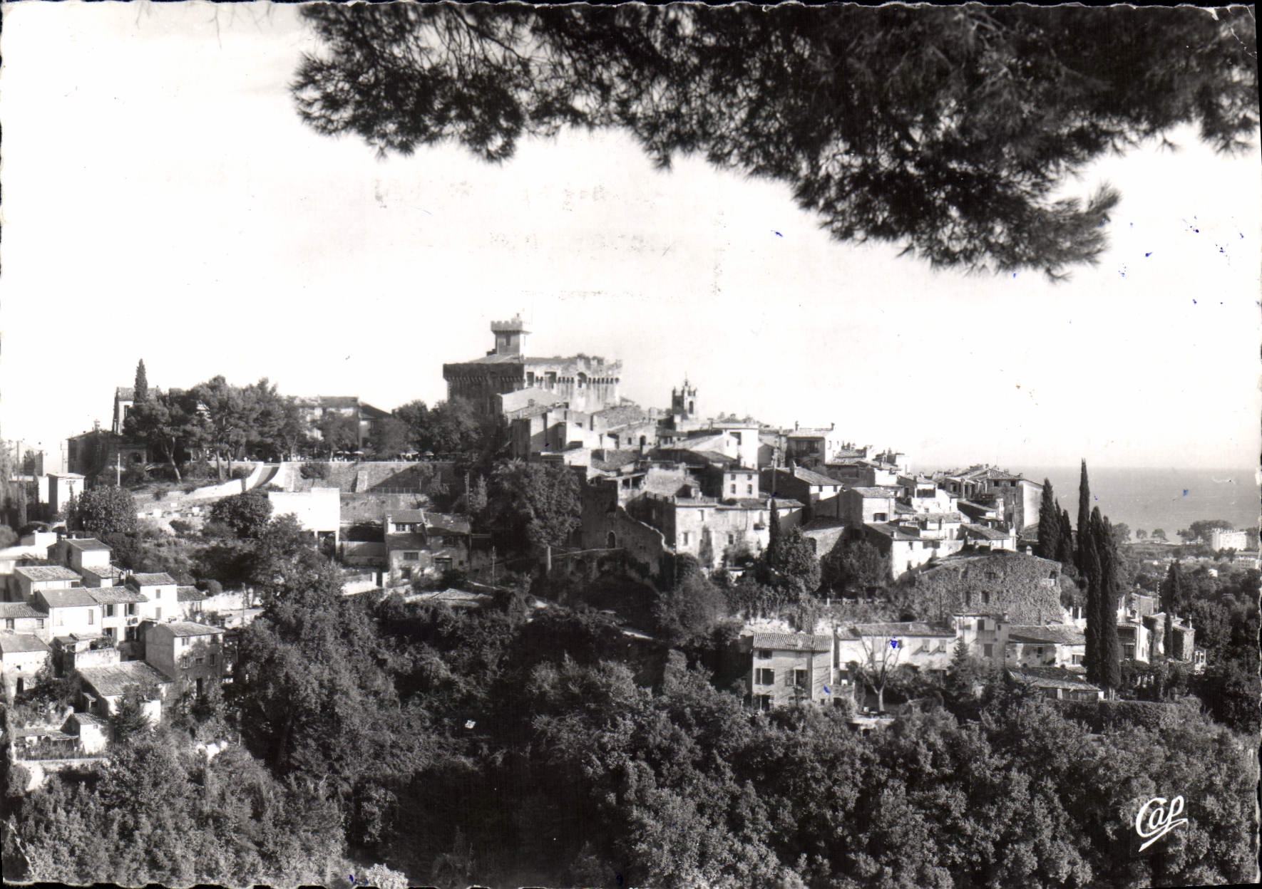 Cagnes-sur-Mer — Vue générale — Real-Photo - Cie des Arts Photographiques