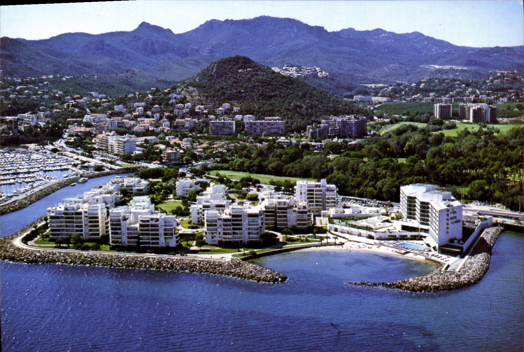 CPSM Mandelieu La Napoule Les Residences Du Port Le Loews Le Golf san peyre