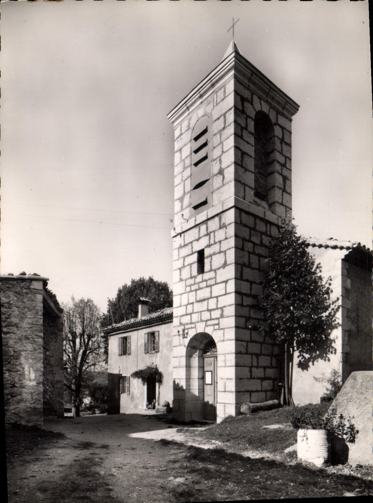 CPSM Alpes Maritmes La Doire De Seranon L'Eglise