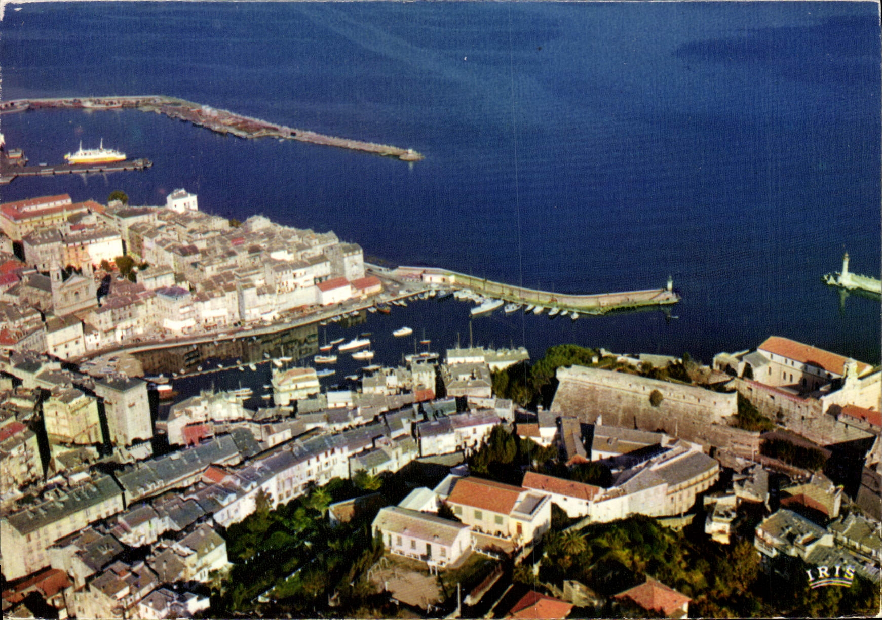 Bastia — Le vieux Port et le nouveau Port — IRIS