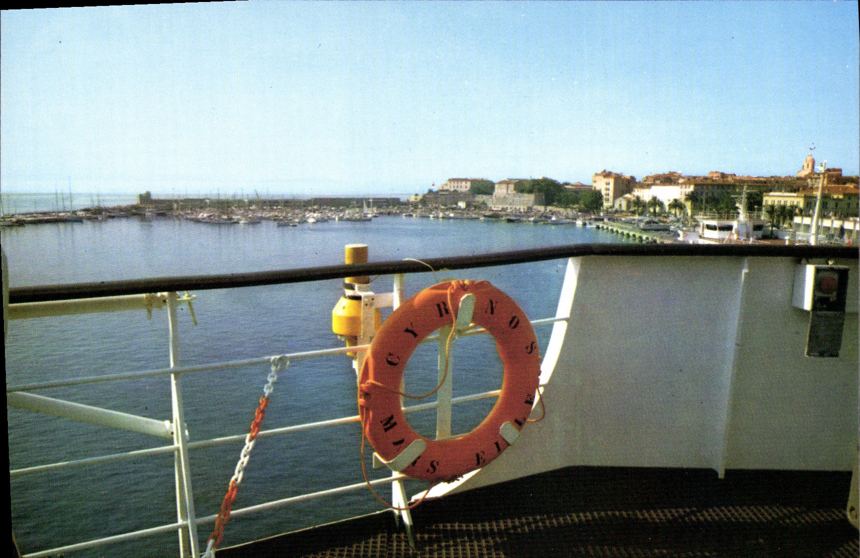 Vue du port de Ajaccio — LE CYRNOS — éditeur IRIS MEXICHROME