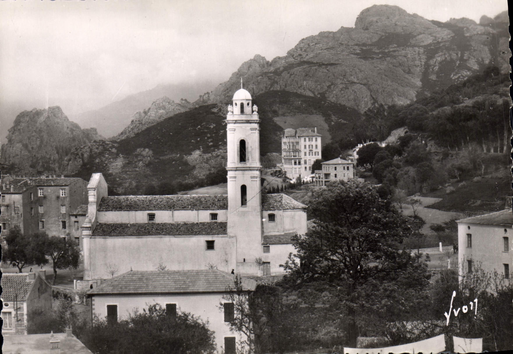 CPSM Piana Le Village Et Hotel Des Roches Rouges