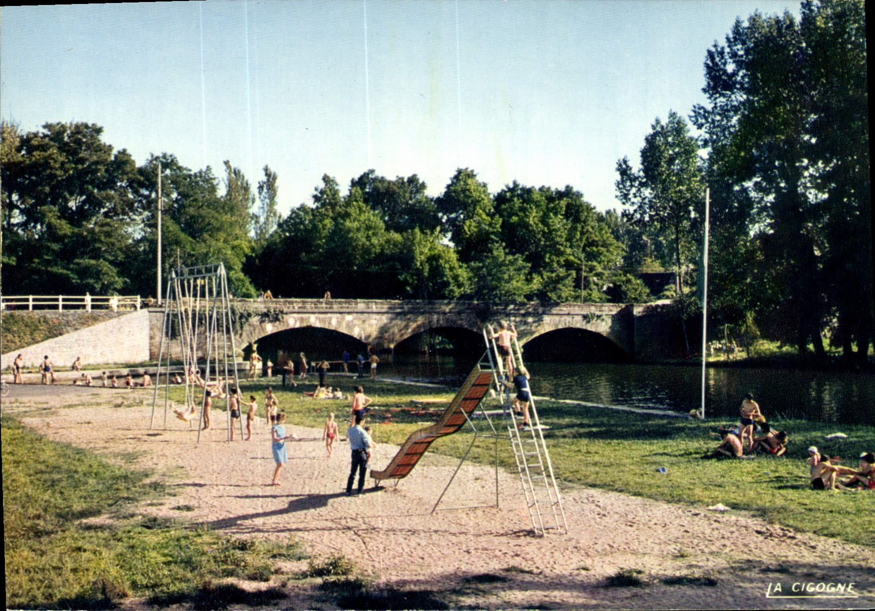 La Cigogne — Plage de Garavet — Éditions La Corrèze Touristique