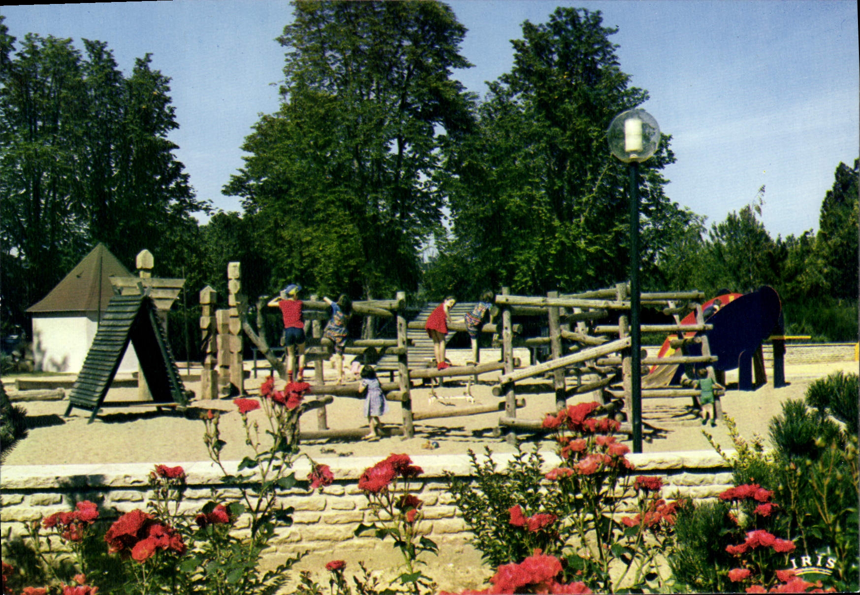 CPSM Brive Jeux D'Enfants Aux Jardins De La Guierle