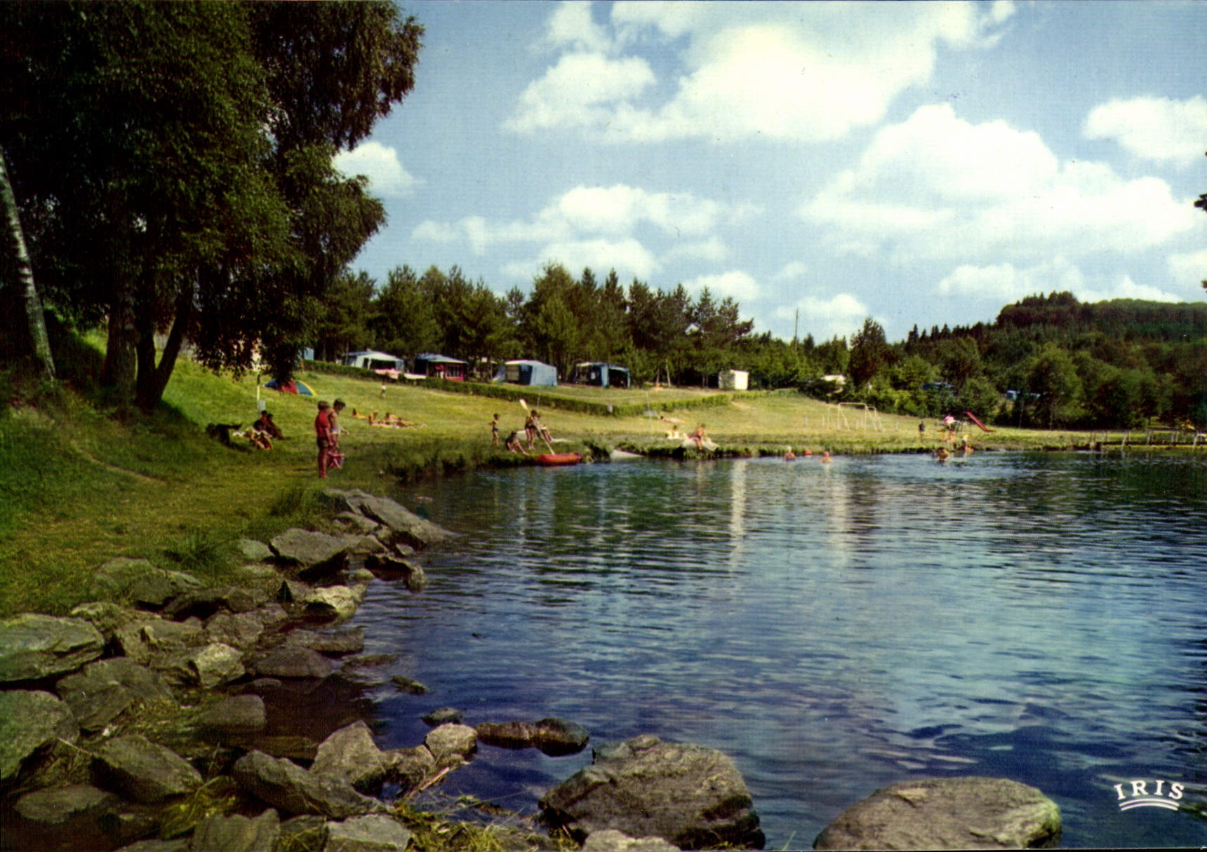 Bugeat (Corrèze) — Das Bad — IRIS