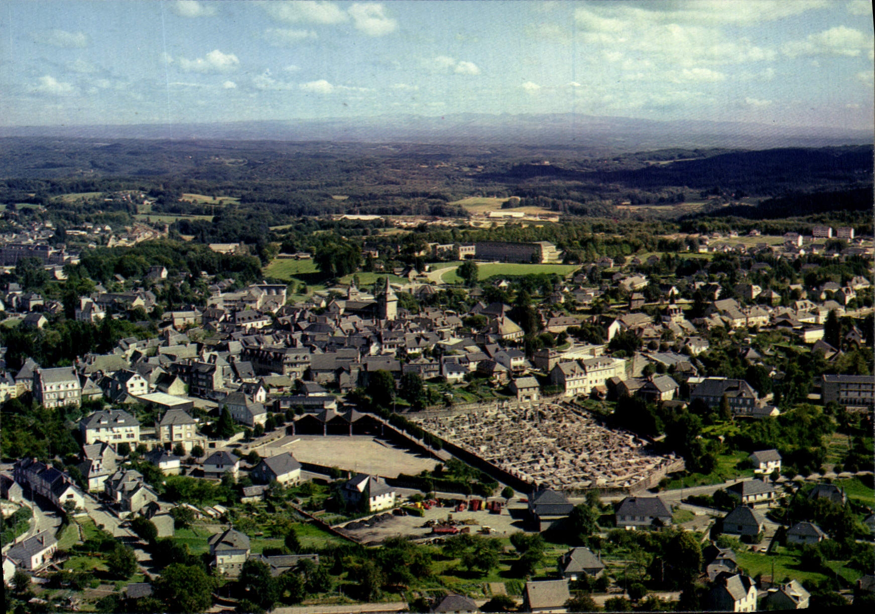 CPSM Egletons Vue Panoramique Sur La Ville