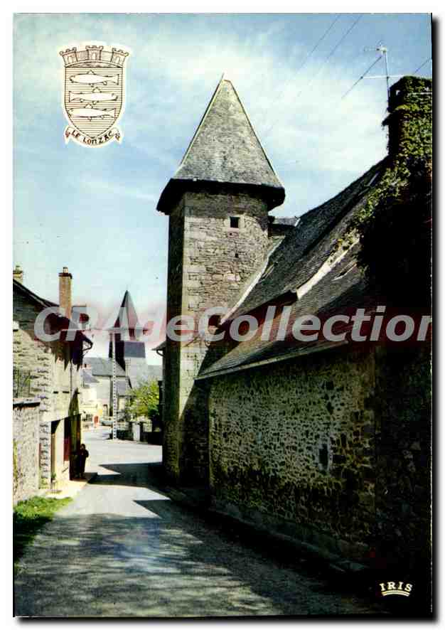CPSM Le Lonzac En Descendant Des Martins Le Vieux Logis Et I'Eglise