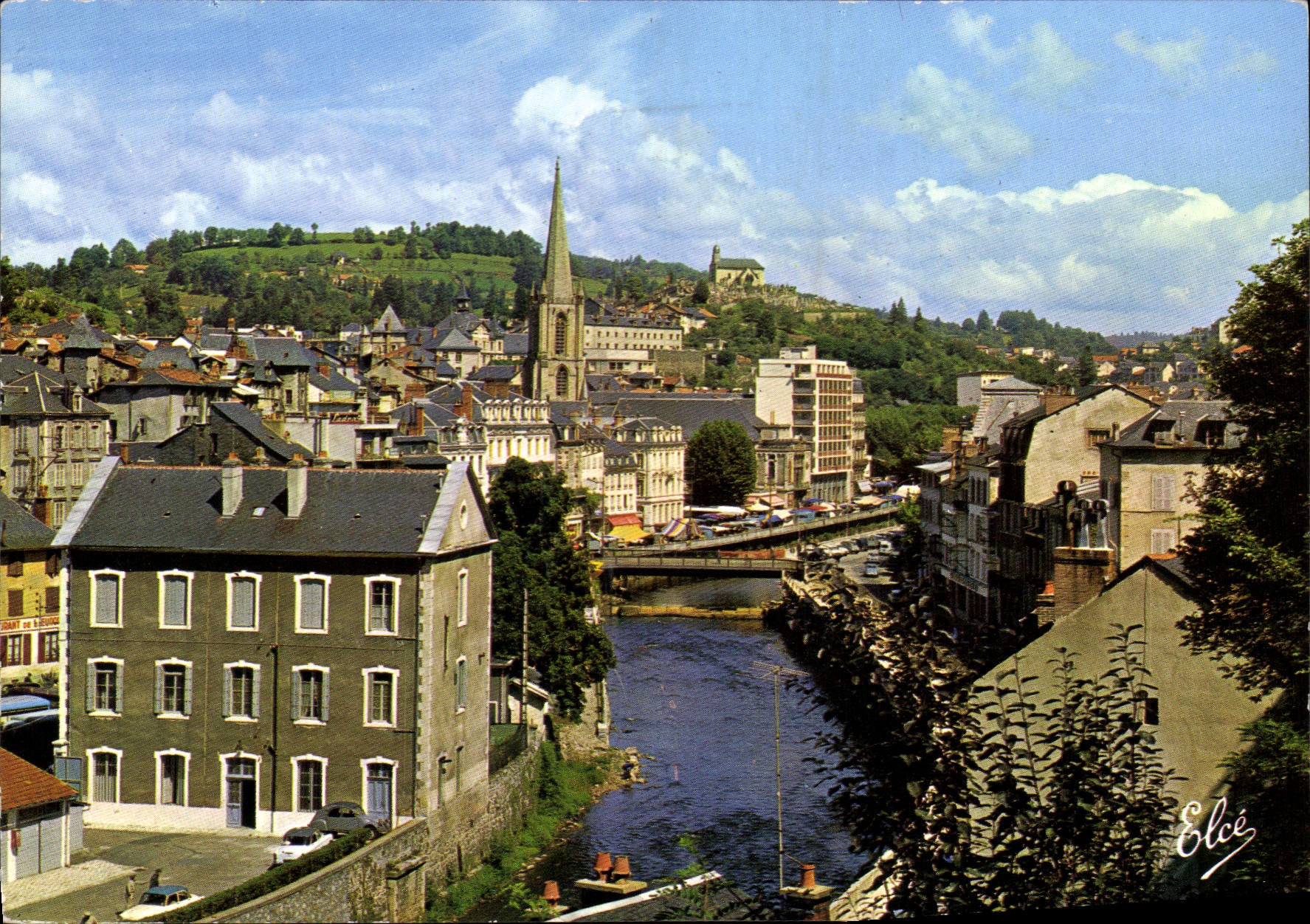 Tulle (Corrèze) — vue sur la Corrèze, le pont, l'église — Élécé