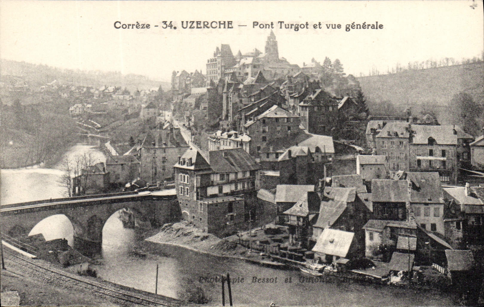 CPA UZERCHE Pont Turgot Et Vue Generale