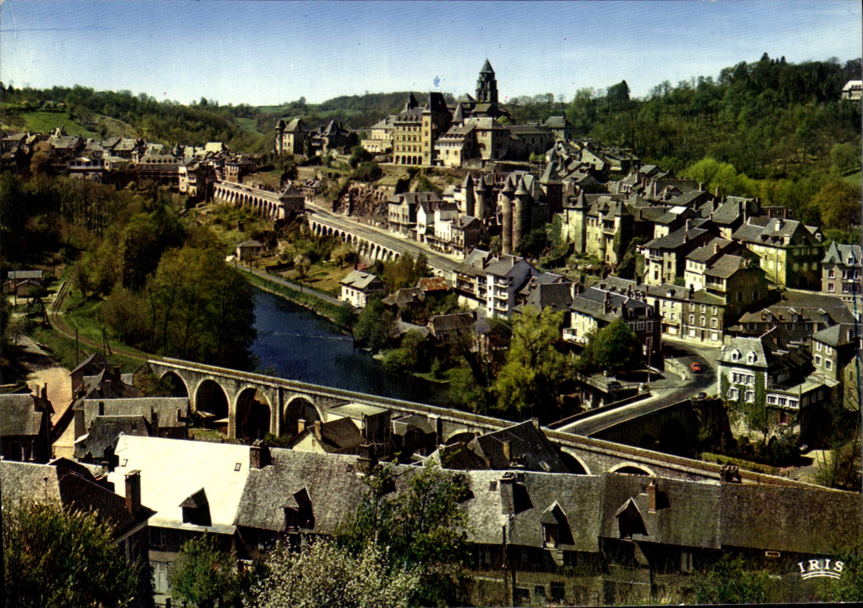 CPSM Uzerche La Perle Du Limousin Sur Les Bords De La Vezere