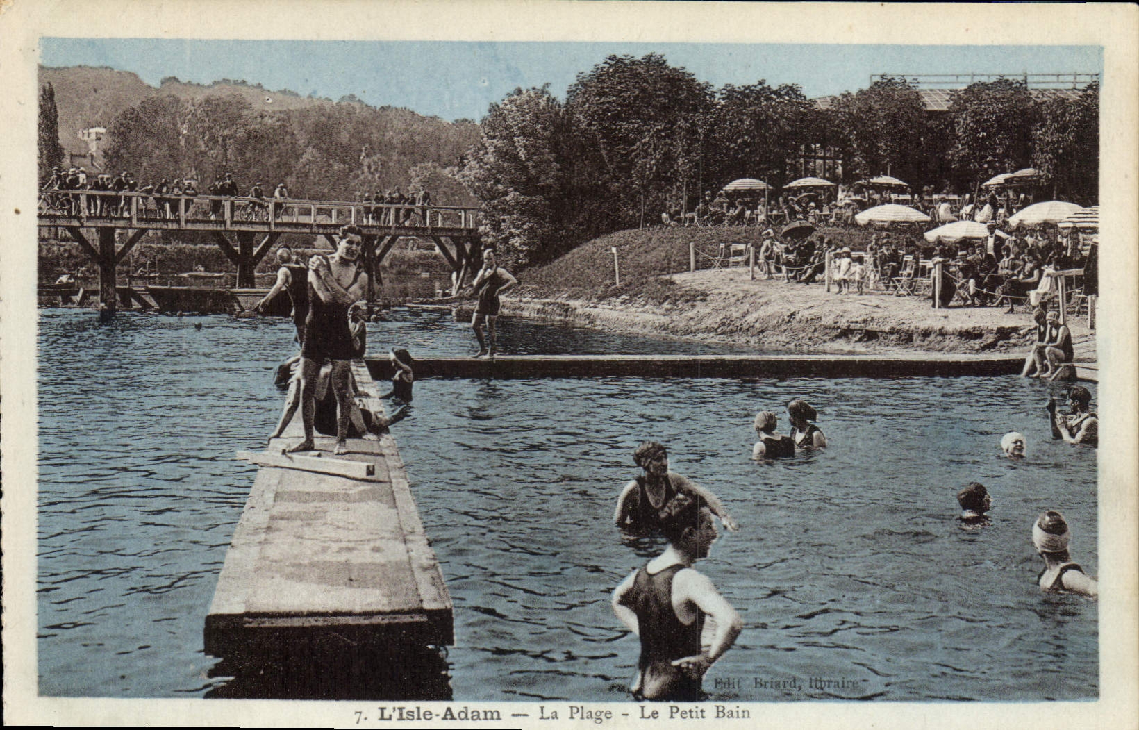 L'Isle-Adam — The Beach — The Little Bath — Briard Publisher, lithographer