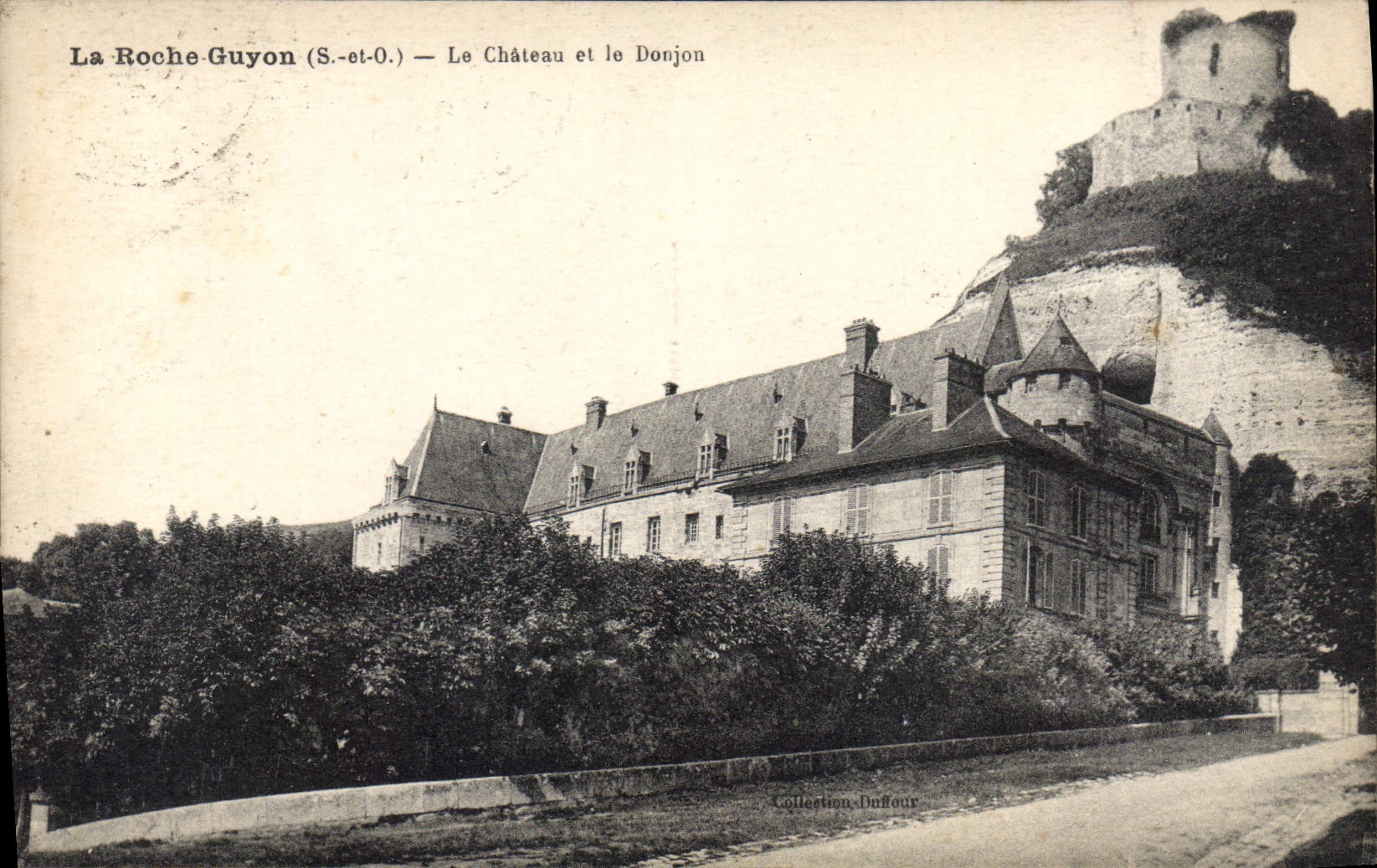 CPA La Roche Guyon Le Chateau Et Le Donjon