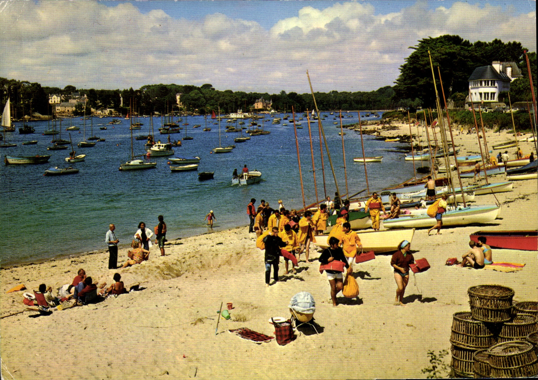 CPSM L'Estuaire De I'Odet La Plage Du Phare Du Coq à Benodet Port Ste Marine