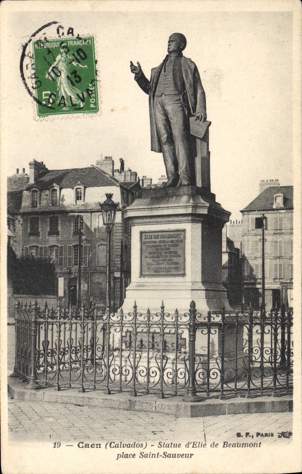 Caen (Calvados) - Statue d'Elie de Beaumont place Saint-Sauveur — B.P. Paris n°19