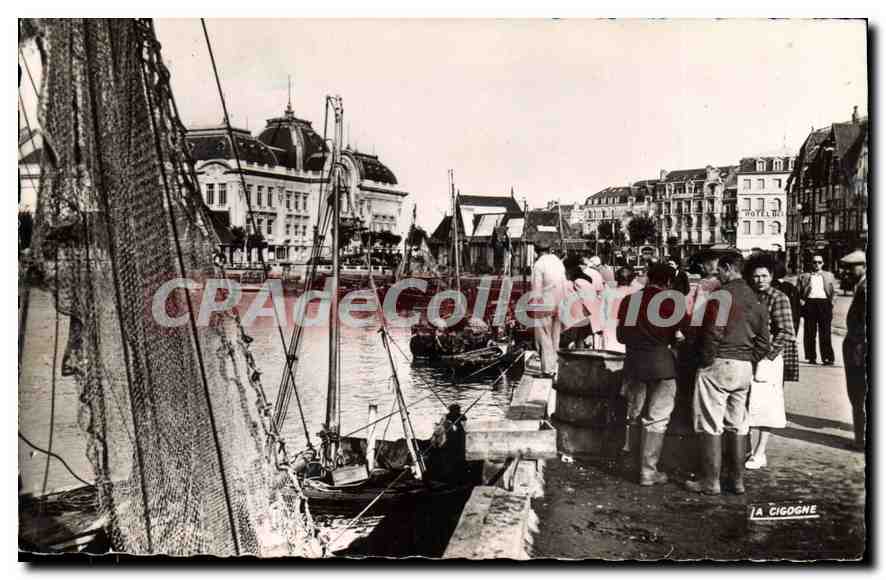 Les quais et le port de Trouville — édition LA CIGOGNE