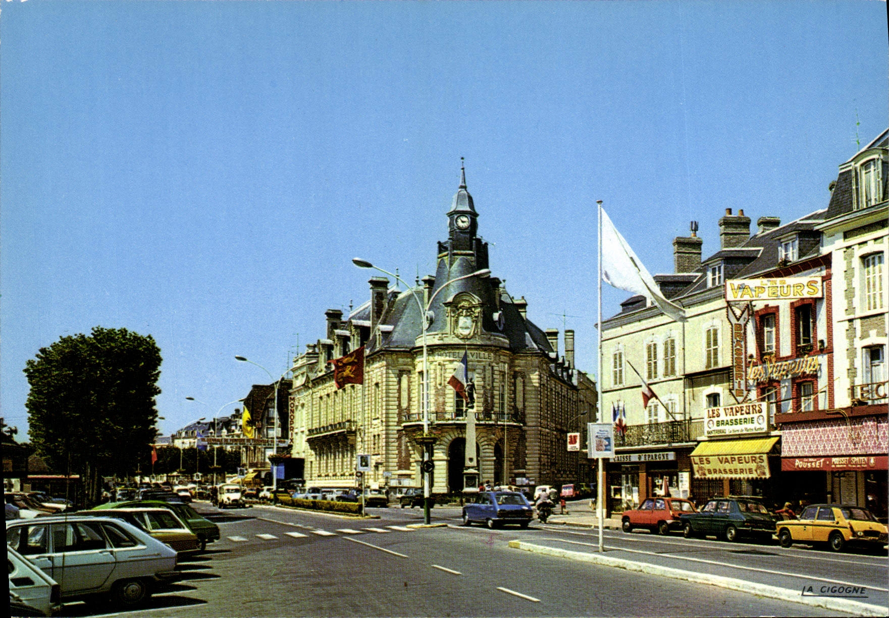 CPSM Trouville La Reine Des Plages L'Hotel De Ville
