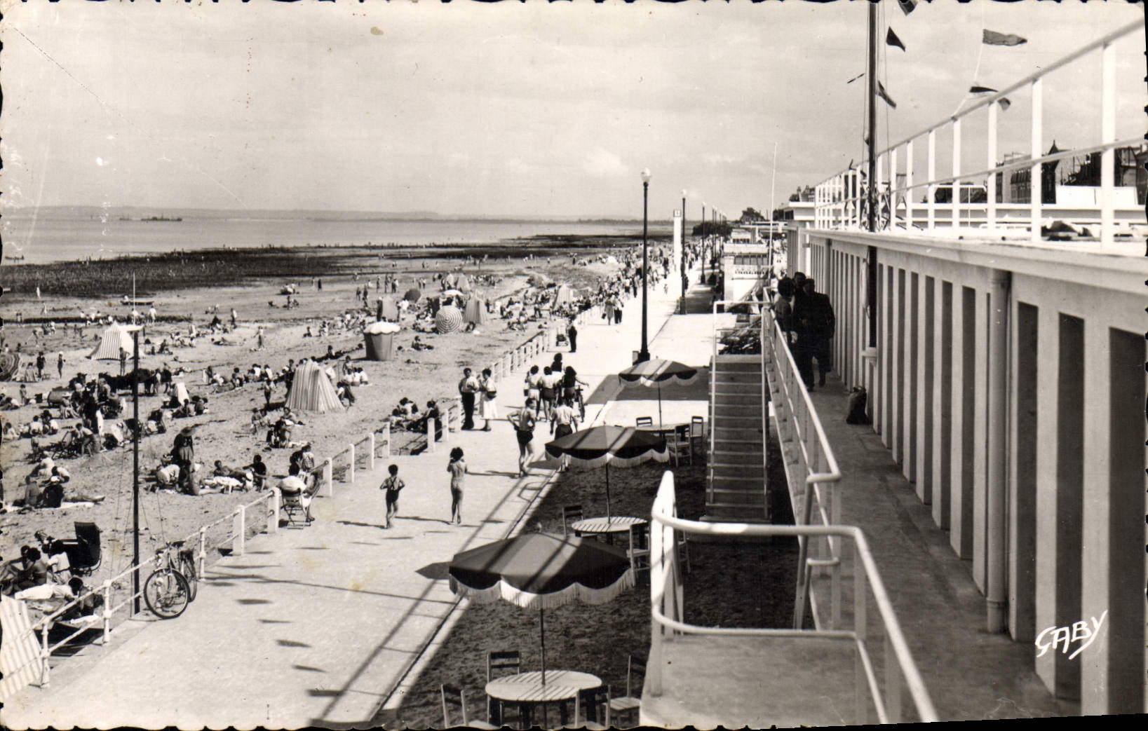 Luc-sur-Mer — L'Établissement Thermal et la Plage — Éditions Gaby