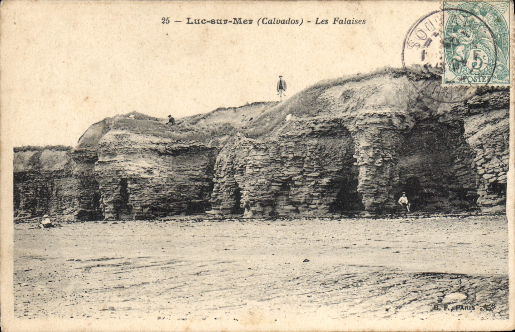 Luc-sur-Mer (Calvados) — Les Falaises — B.F. PARIS