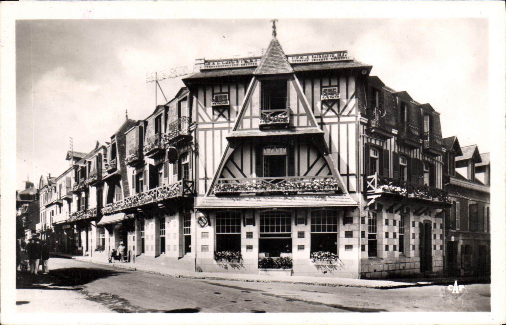 Rathaus von VILLEURS-sur-MER — Verlag C.A.P. Nr. 14