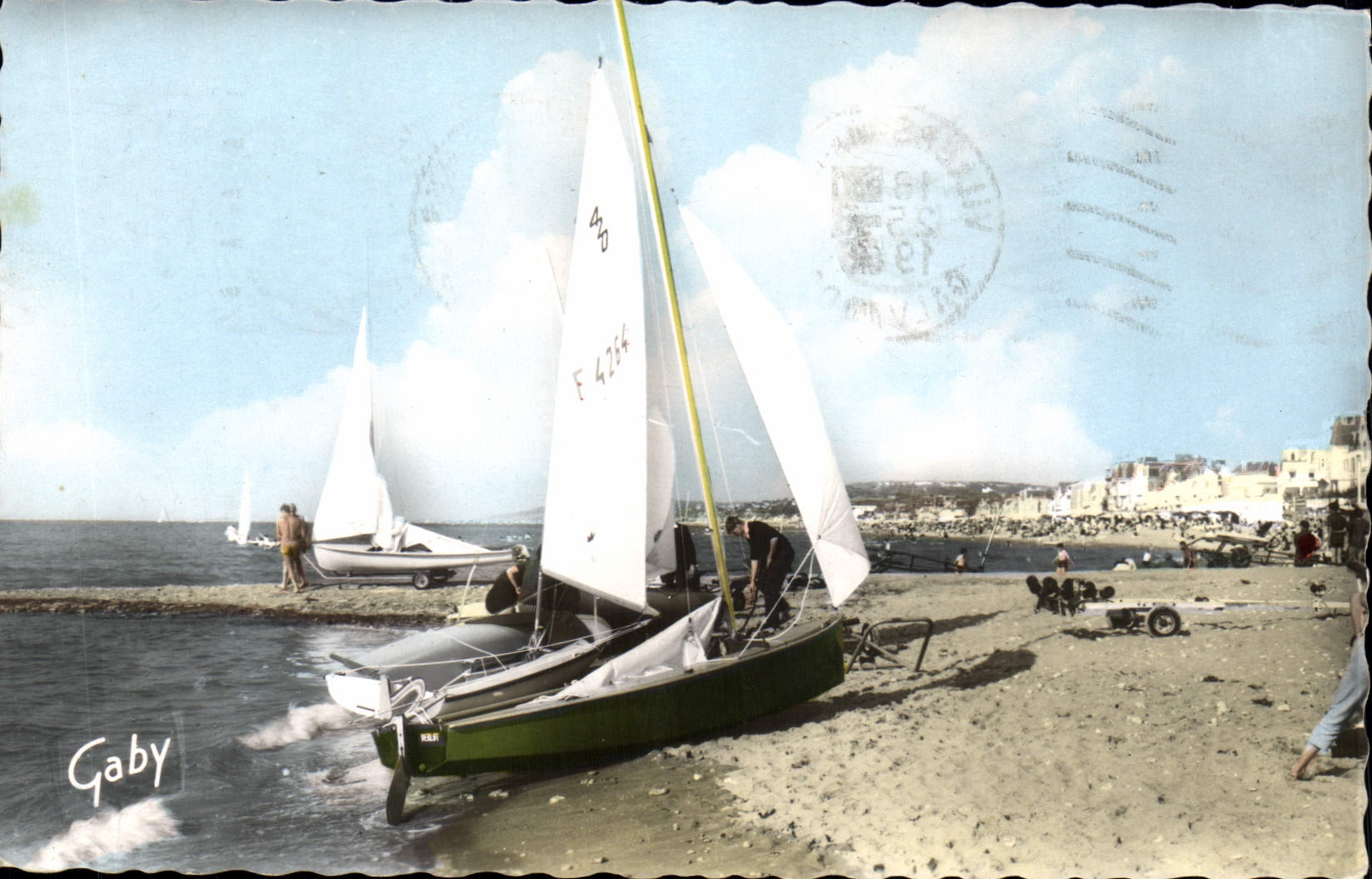 Villiers-sur-Mer — Die Strand und das Auslaufen der Segelboote — Éditions Gaby, Nantes