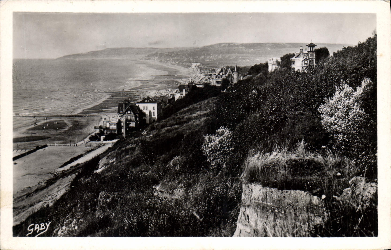 Villers-sur-Mer — Panorama de la Côte — Éditions Caby