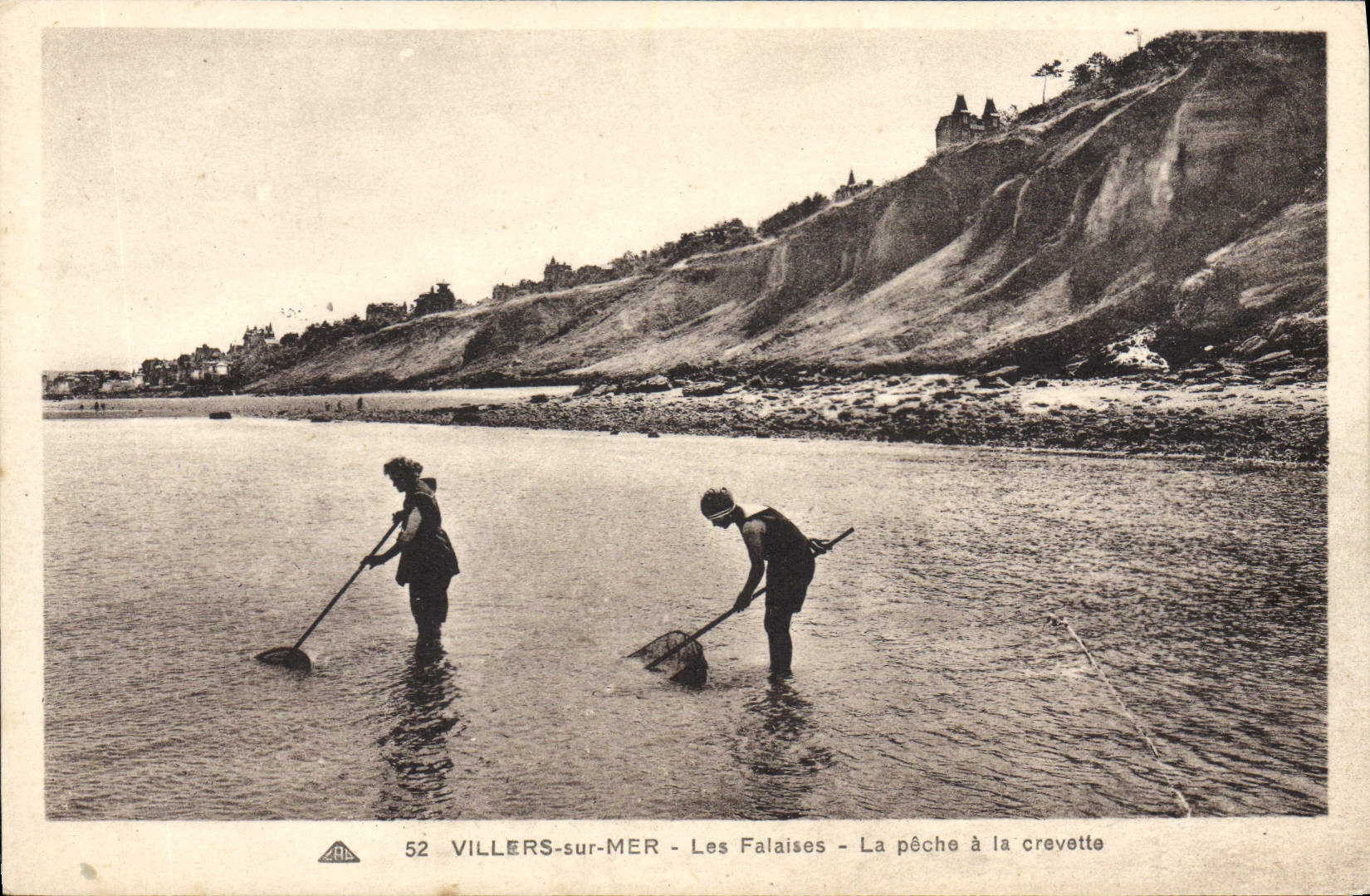 Villers-sur-Mer — Las Escolleras — La pesca de camarones — editor ARL, n° 52