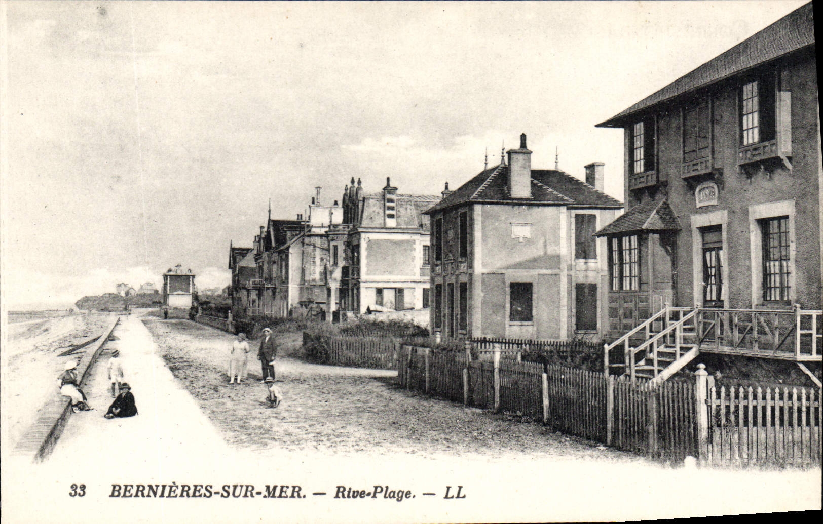 Bernières-sur-Mer — Rive-Plage — LL