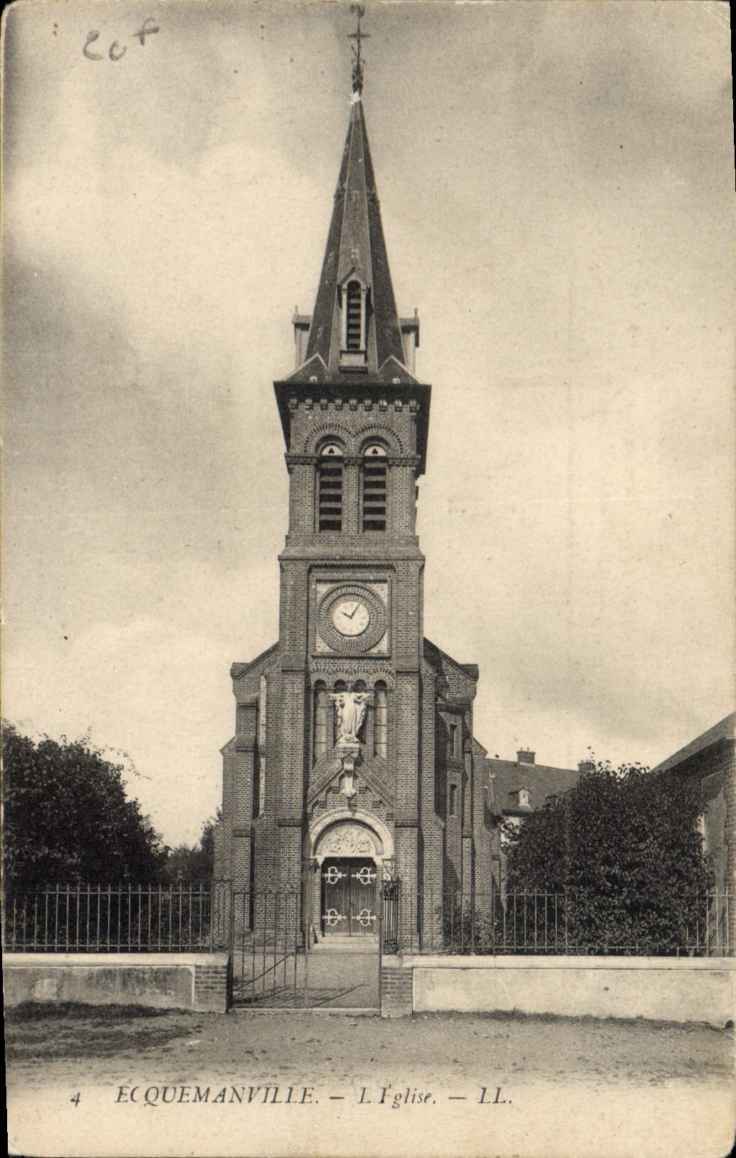 Écuemanville — Die Kirche — LL