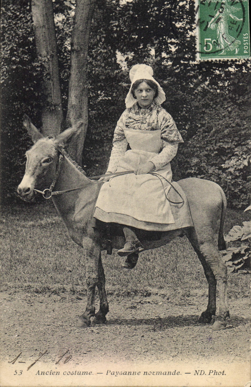 Paysanne normande — Ancien costume — ND. Phot. — n°53