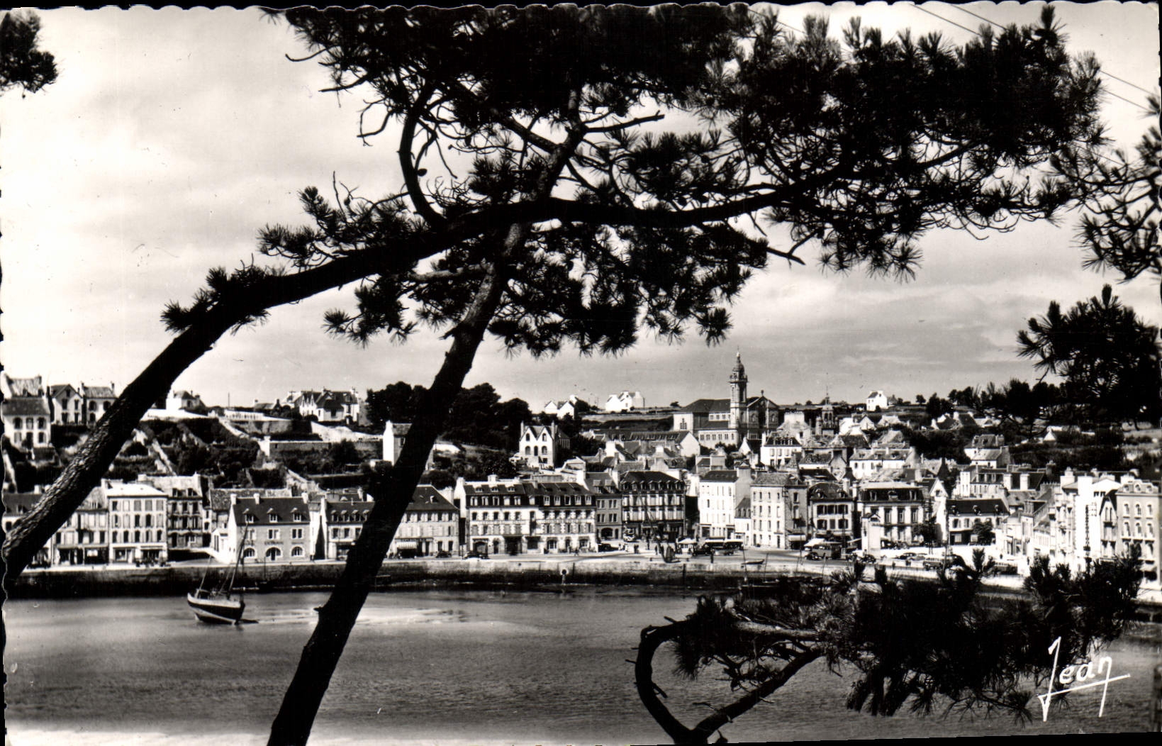 CPA Audierne Vue Sur La Ville