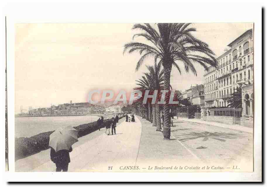 Cannes CPA Le boulevard de la Croisette et le casino