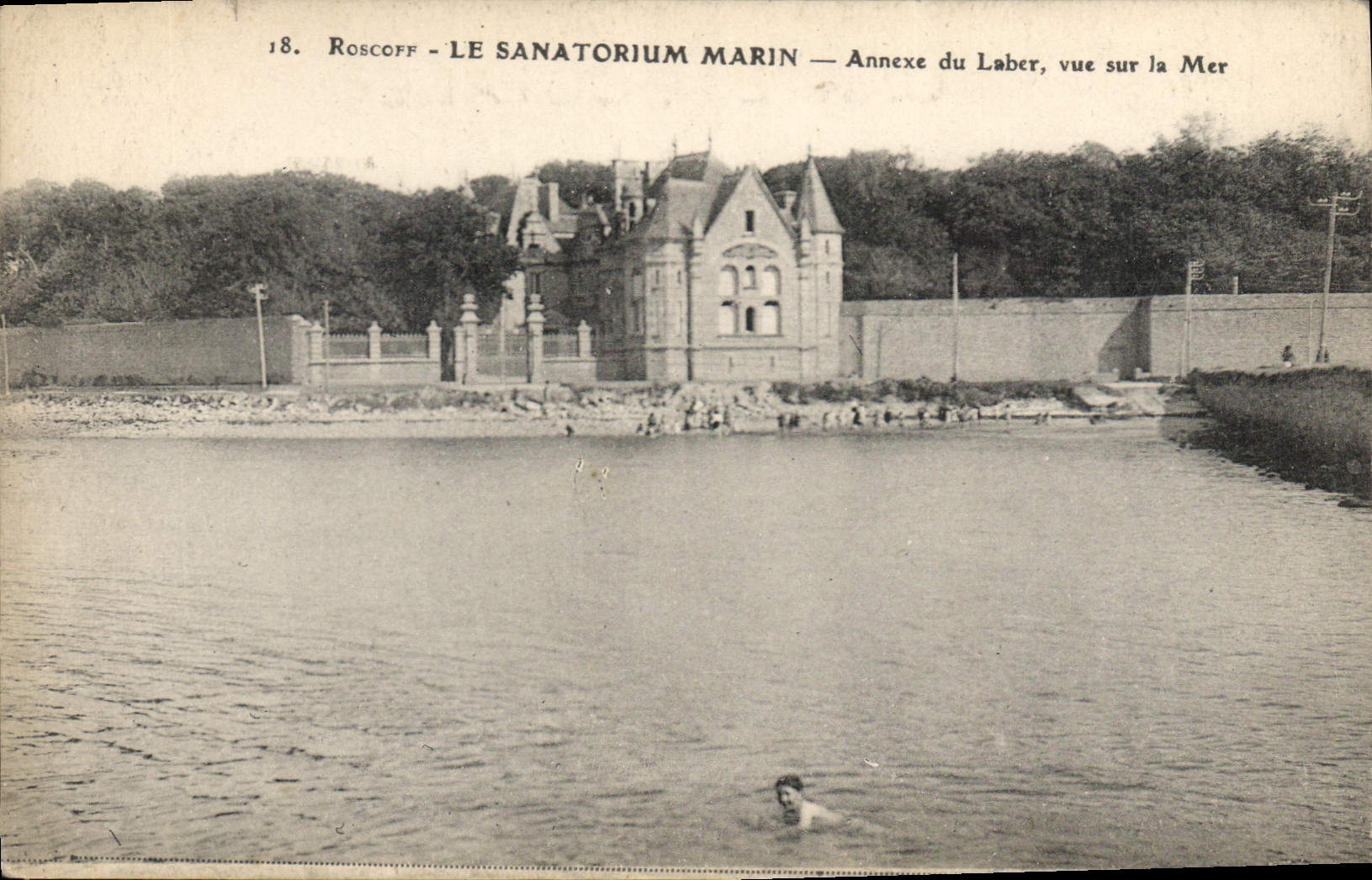CPA Roscoff Le Sanatorium Marin Annexe Du Laber Vue Sur La Mer