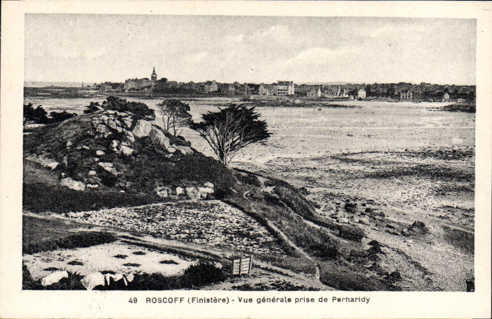 CPA Roscoff Vue Generale Prise De Perharidy