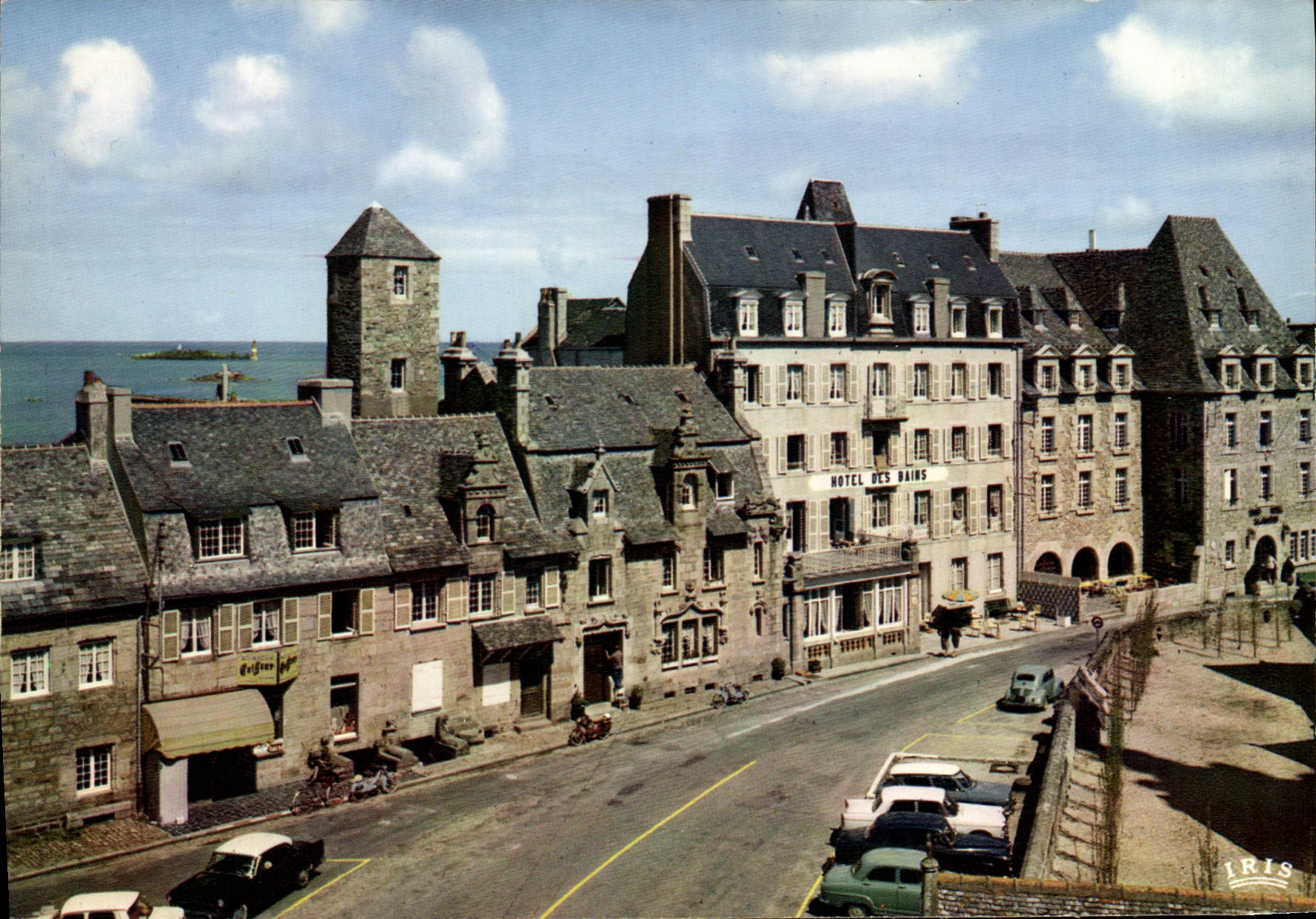 CPSM Roscoff La Maison Gaillard Les Hotels des bains et Talabardon