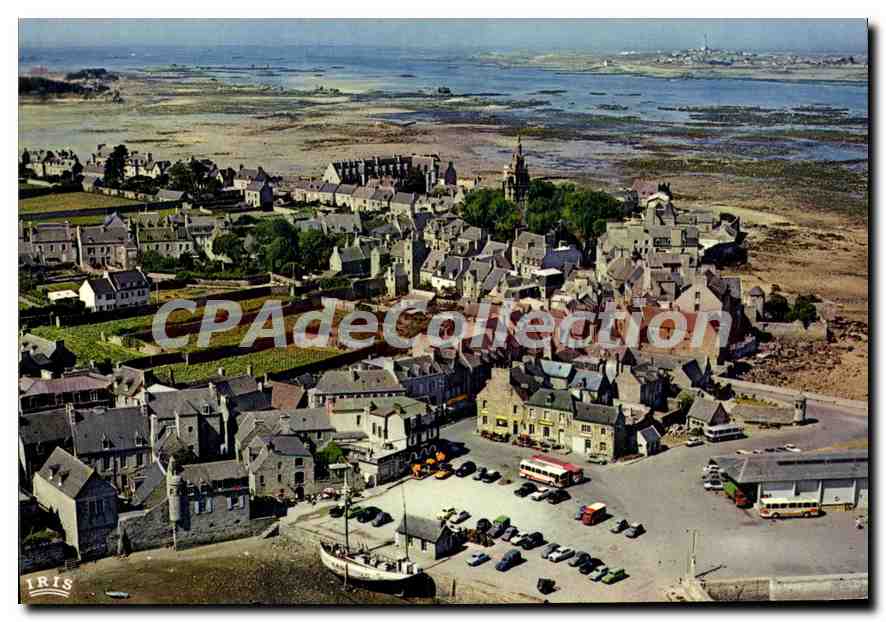 CPSM Roscoff Vue Generale Au Loin I'Ile De Batz