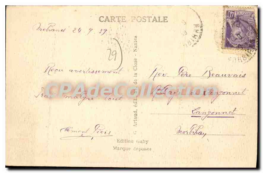 CPA Les Lits Clos Bretons Une Belle Famille — Verso