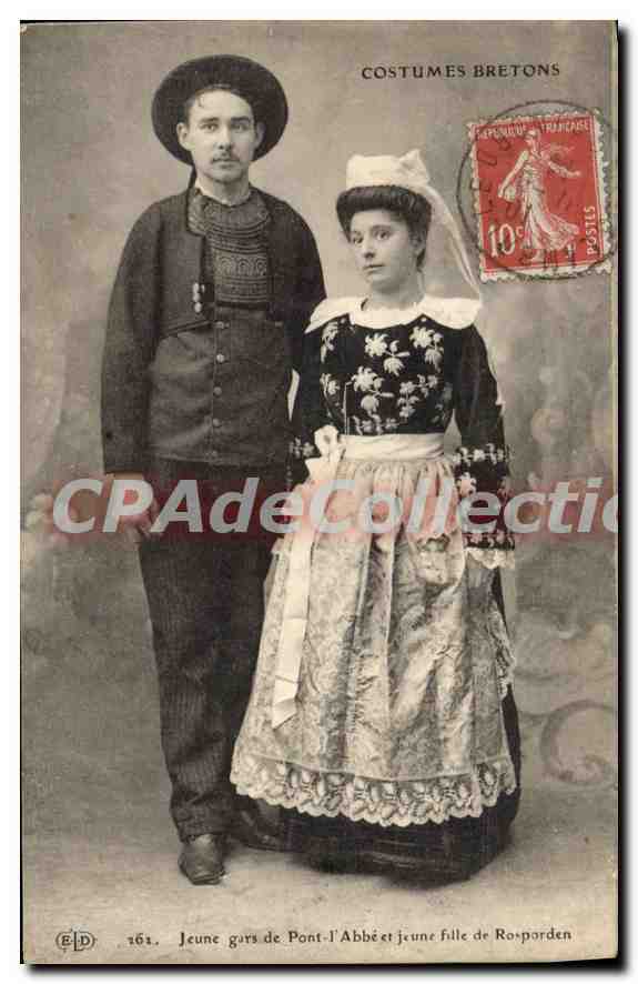 CPA Costumes Bretons Jeune Gars De Pont I'Abbe Et Jeune fille de Rosporden