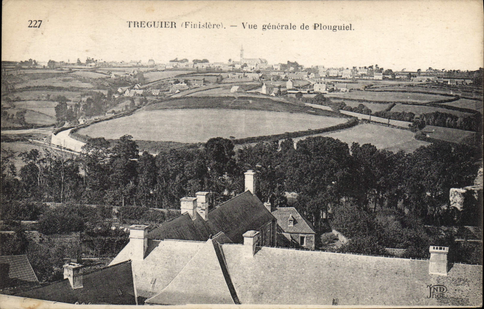 CPA Treguier Vue Generale De Plouguiel