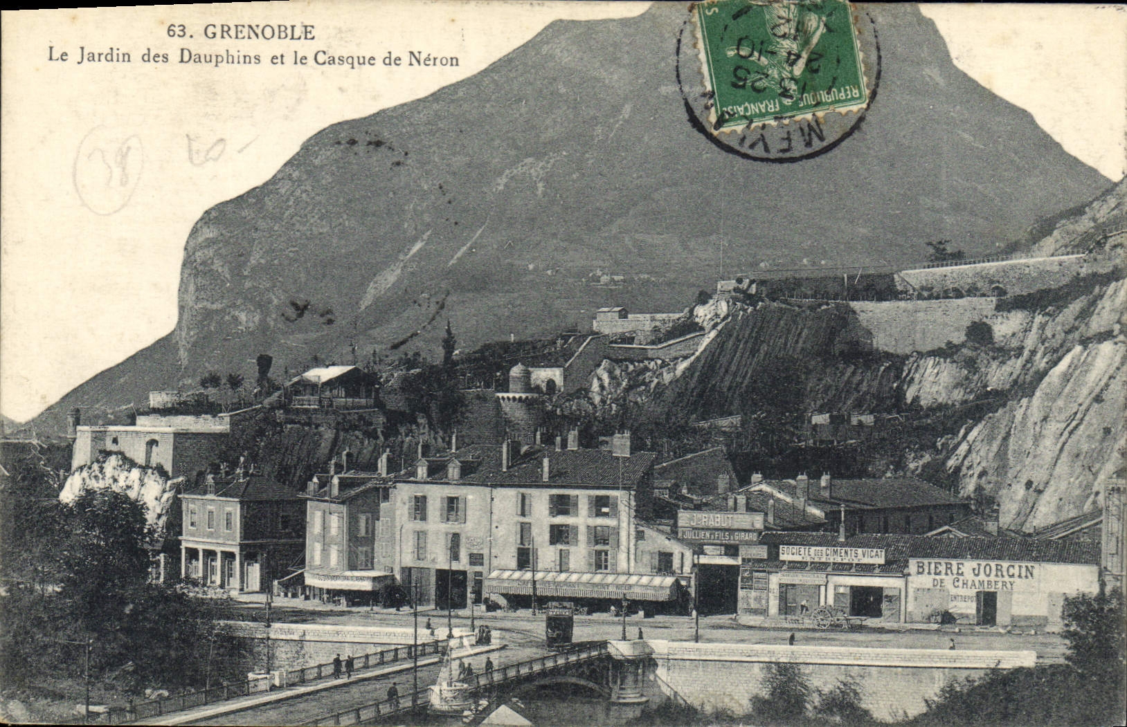 Grenoble — Le Jardin des Dauphins et le Casque de Néron — P. Gaude, phot. - édit. Grenoble