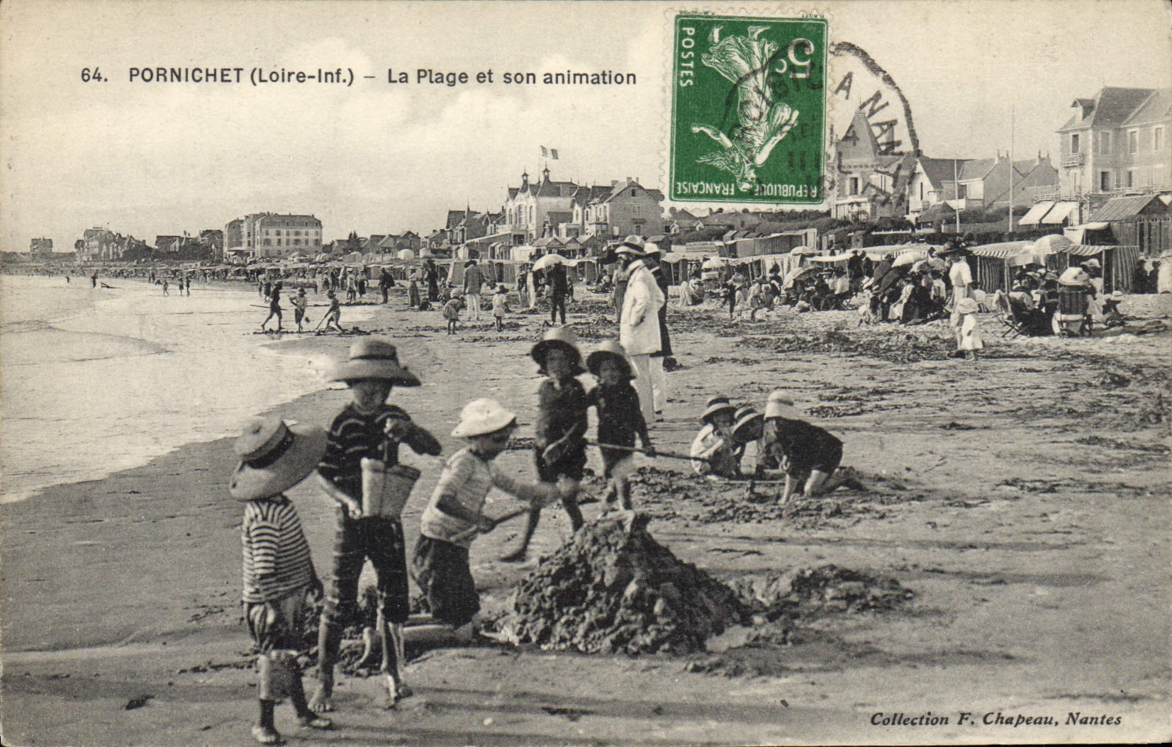 CPA Pornichet La Plage Et Son Animation