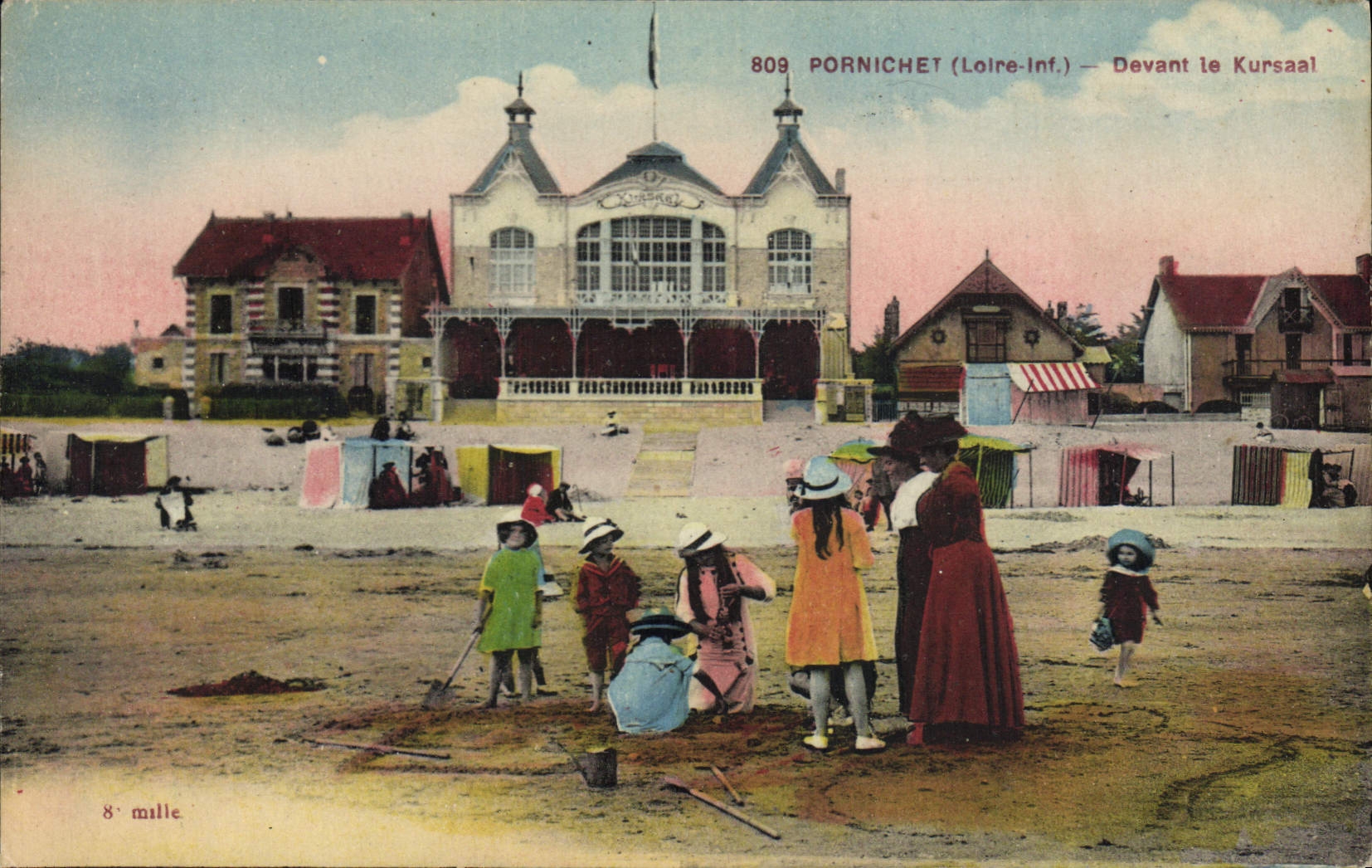 CPA Pornichet Devant Le Kursaal
