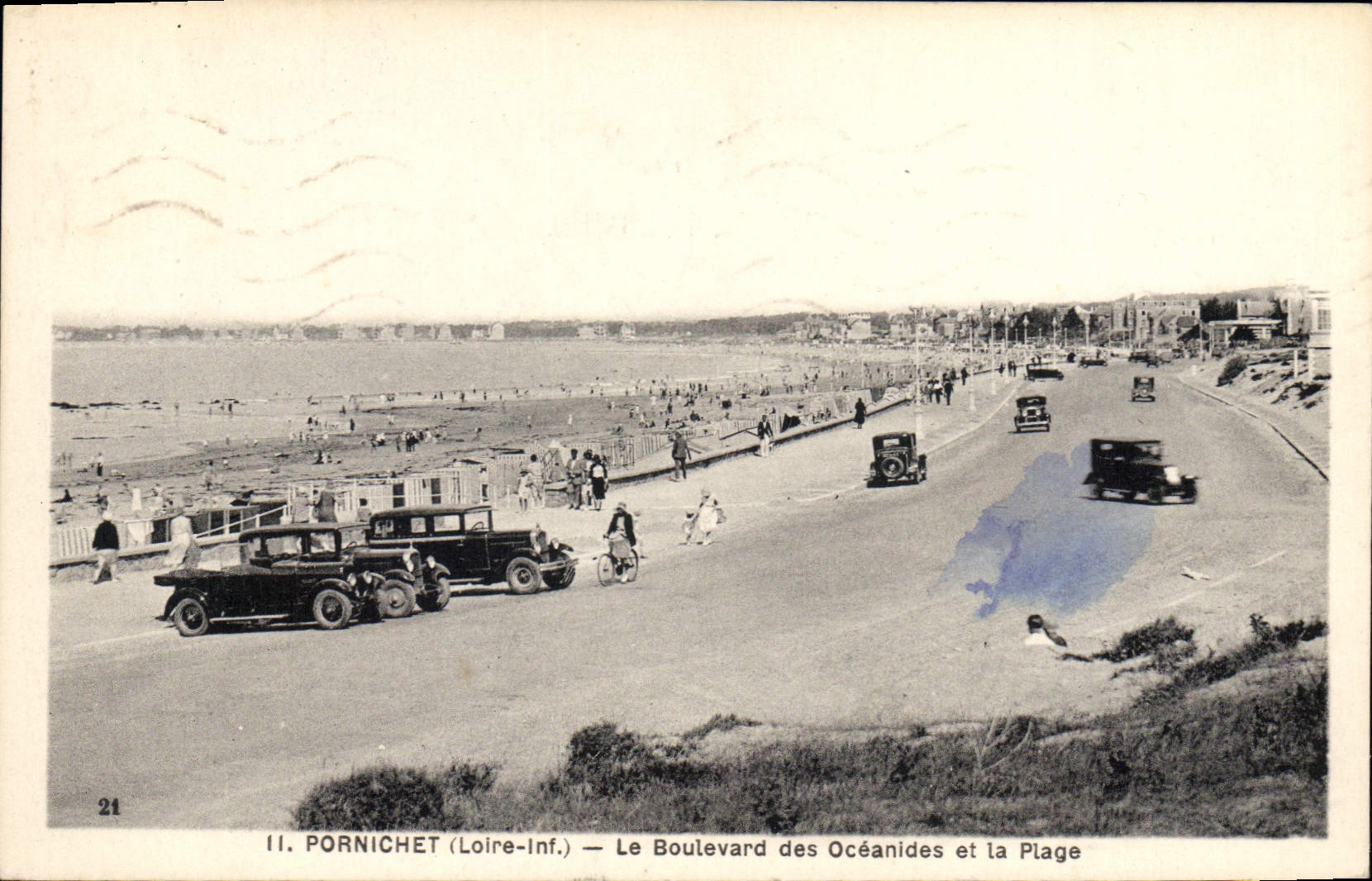 CPA Pornichet Le Boulevard Des Oceanides Et La Plage