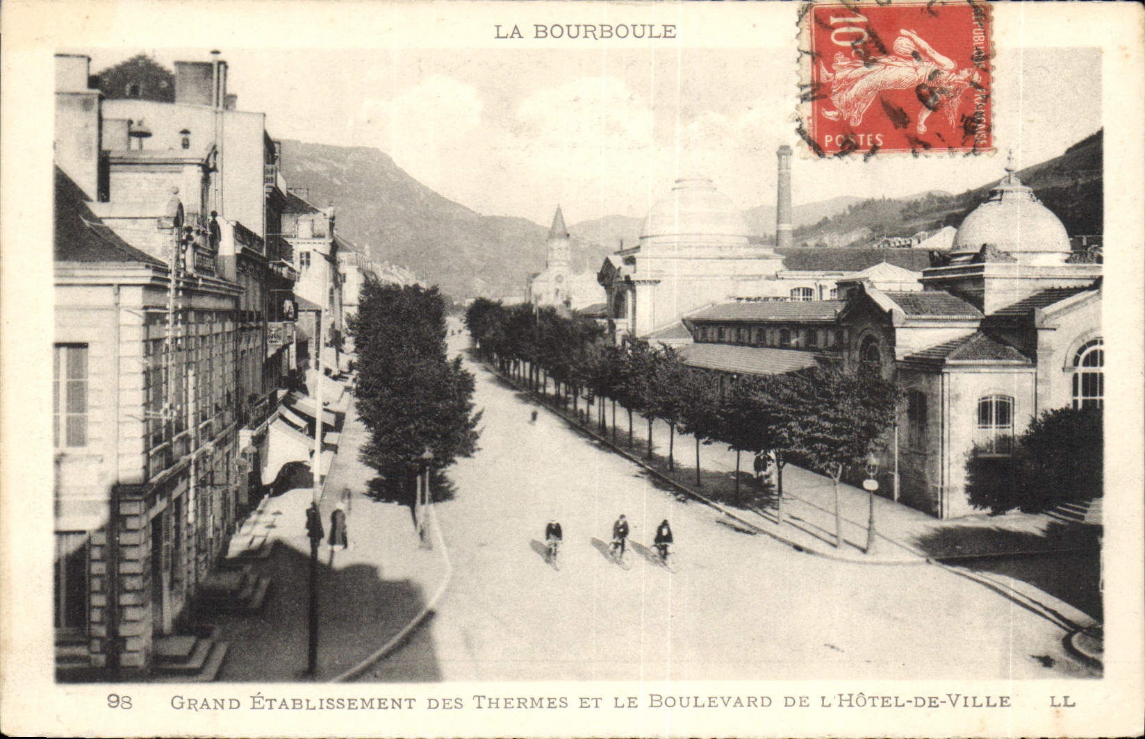 La Bourboule — Grand Établissement des Thermes et le Boulevard de l'Hôtel-de-Ville — LL, n°98