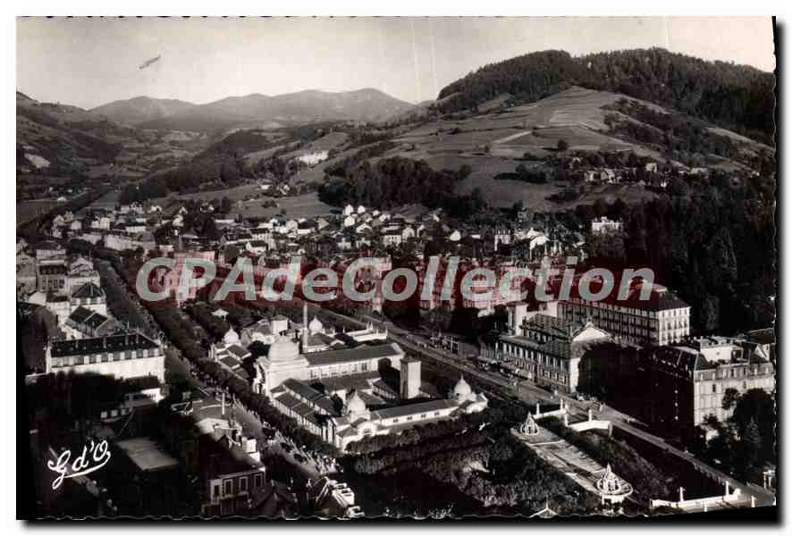Vue aérienne de Bourgoin-Jallieu — éditeur L'AVERONE, n°63