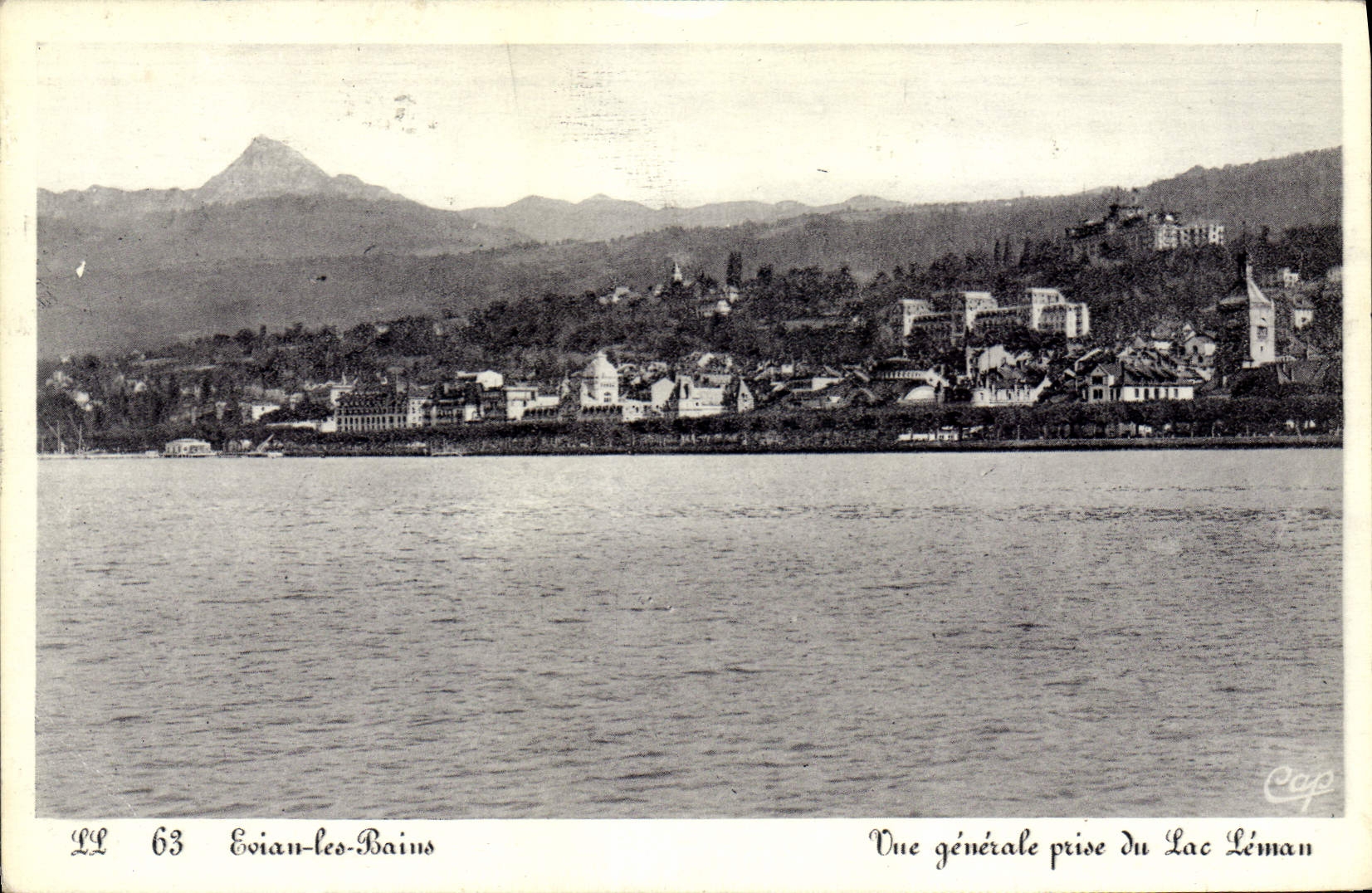 Evian-les-Bains — Vue générale prise du Lac Léman — CP des Arts