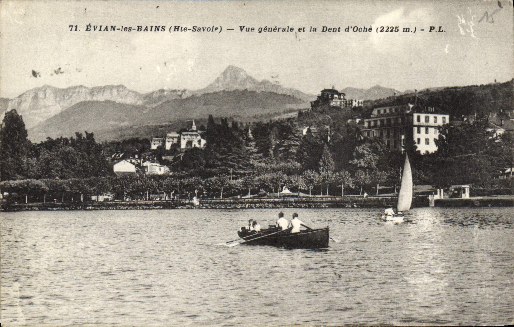 ÉVIAN-les-BAINS (Hte-Savoie) — Vue générale et la Dent d'Ochê (2225 m.) — P.L. n°71