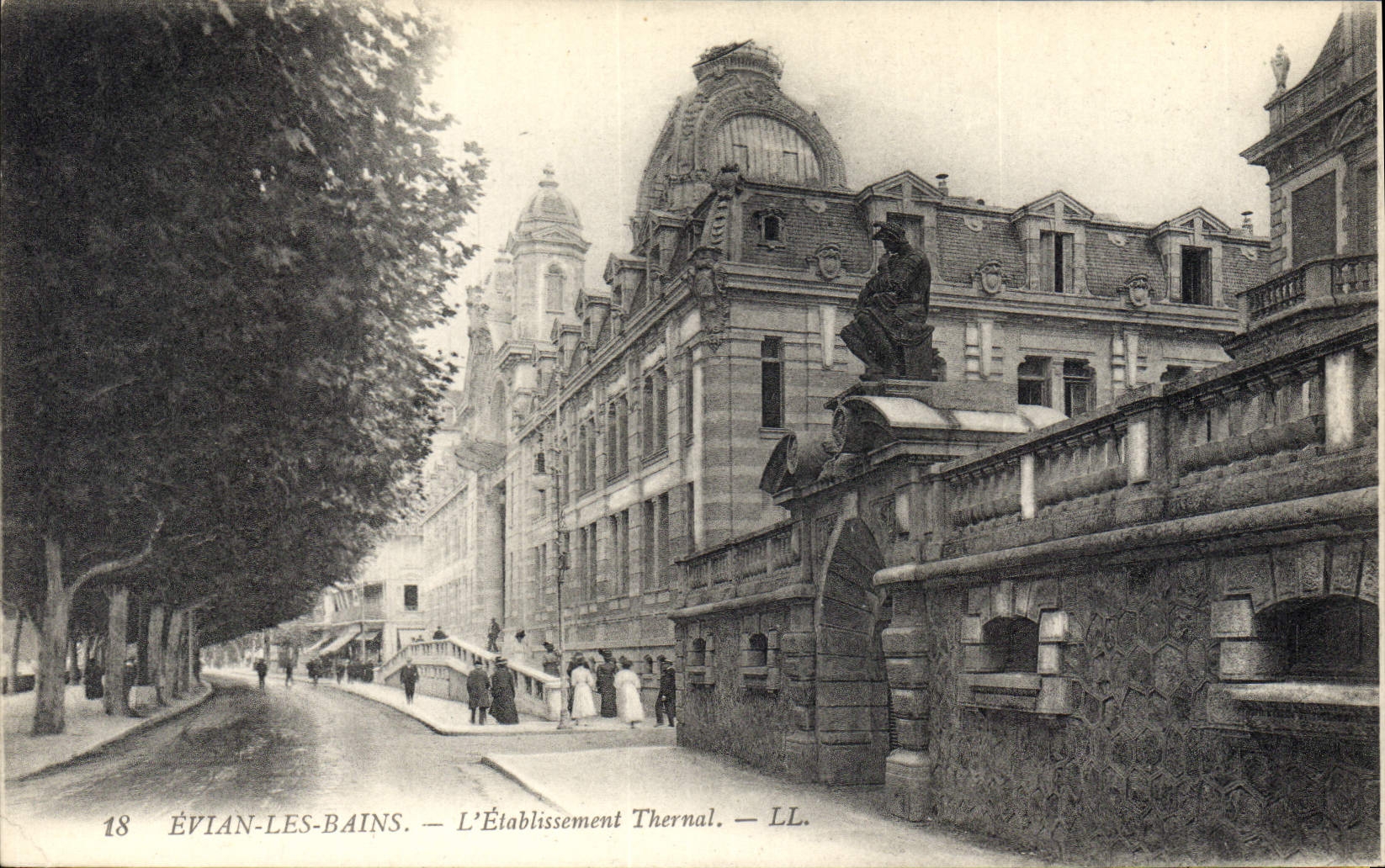ÉVIAN-LES-BAINS — L'Établissement Thermal — LL.
